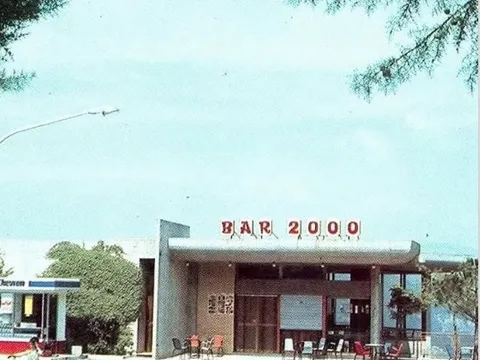 Il Bar 2000