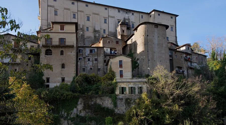 Genazzano - Il borgo e il Castello Colonna